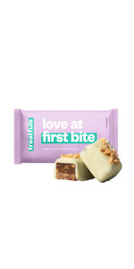 BARRITA DE CACAHUETE CON CHOCOLATE BLANCO LOVE AT FIRST BITE 2X20GR BIO - TREATFULS - 4262381590297